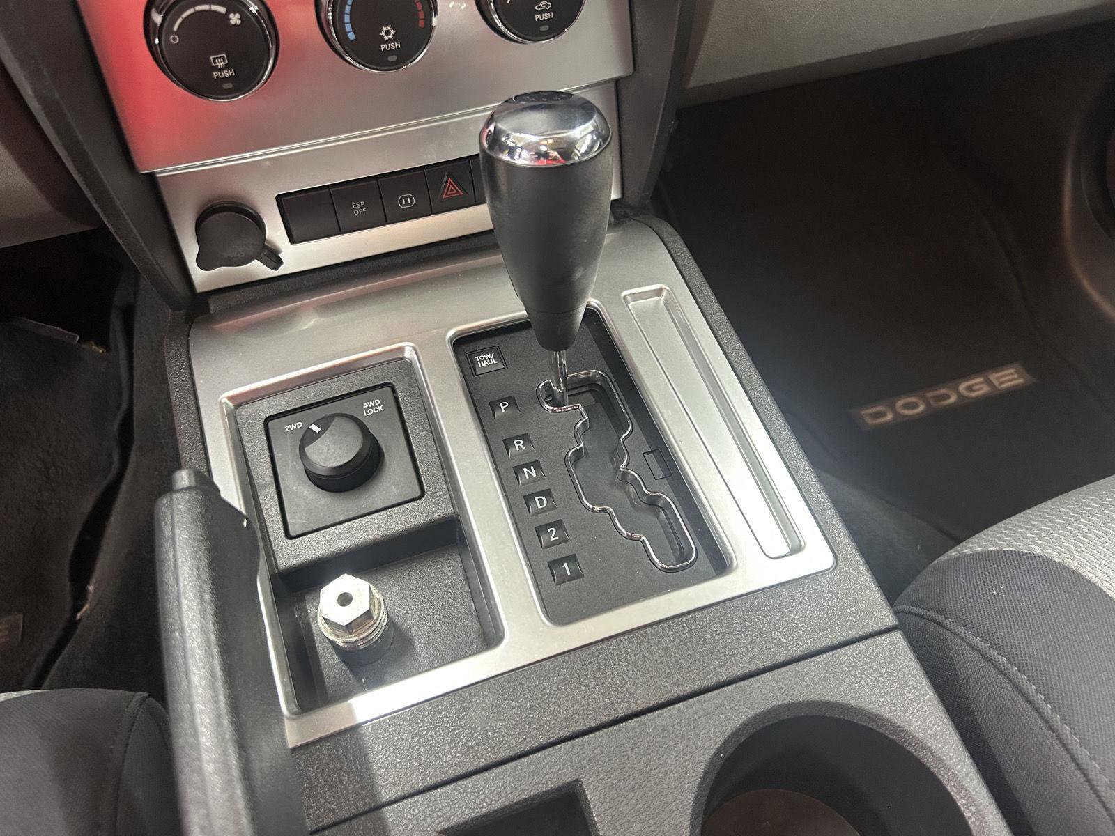 Used 2007 Dodge Nitro SLT image 16