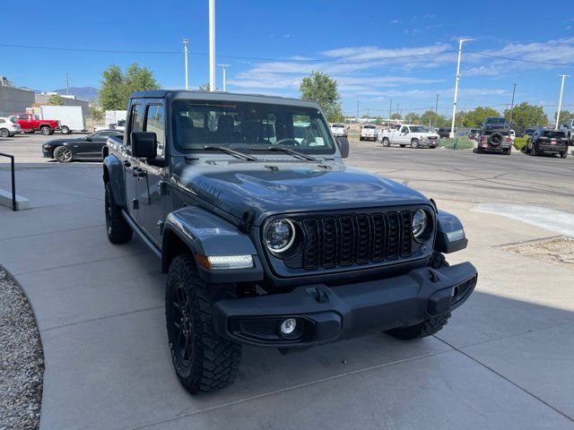 Used 2025 Jeep Gladiator Sport AWD/4WD image 6