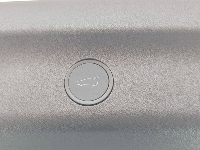 Used 2024 Tesla Model Y Performance image 22