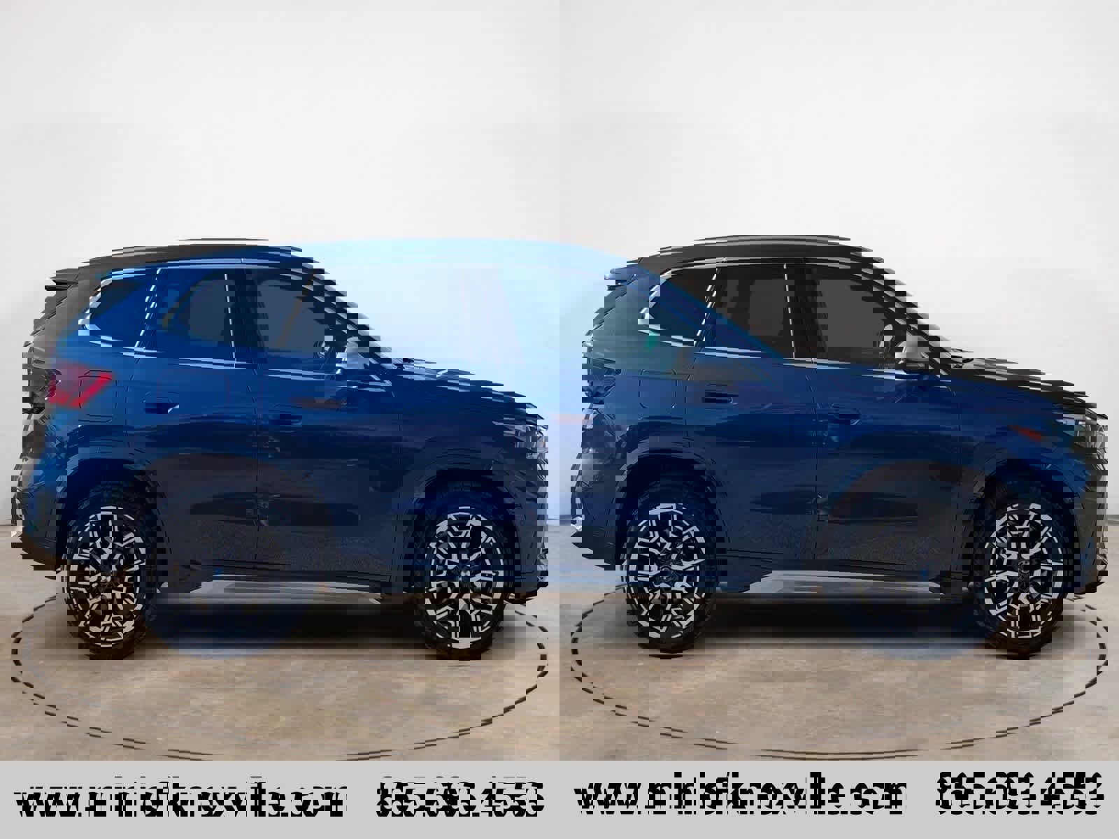 Used 2024 BMW X1 xDrive28i w/ Premium Package image 2