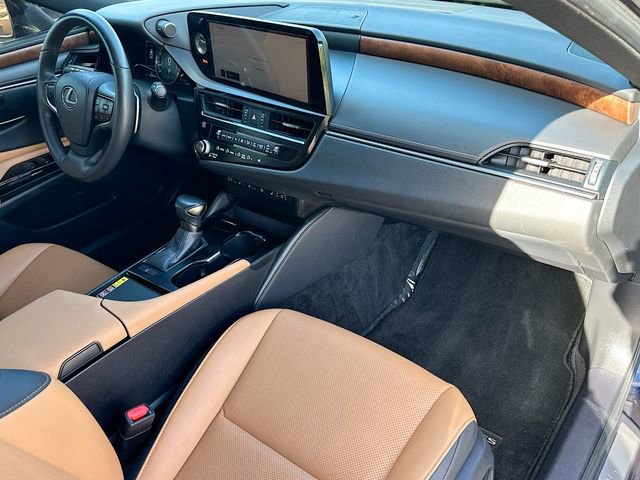 Used 2023 Lexus ES 350 w/ Premium Package image 29