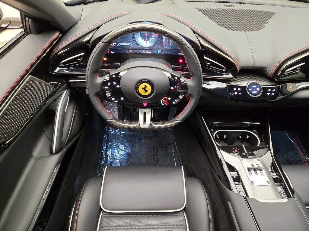 Used 2025 Ferrari Purosangue AWD/4WD image 18