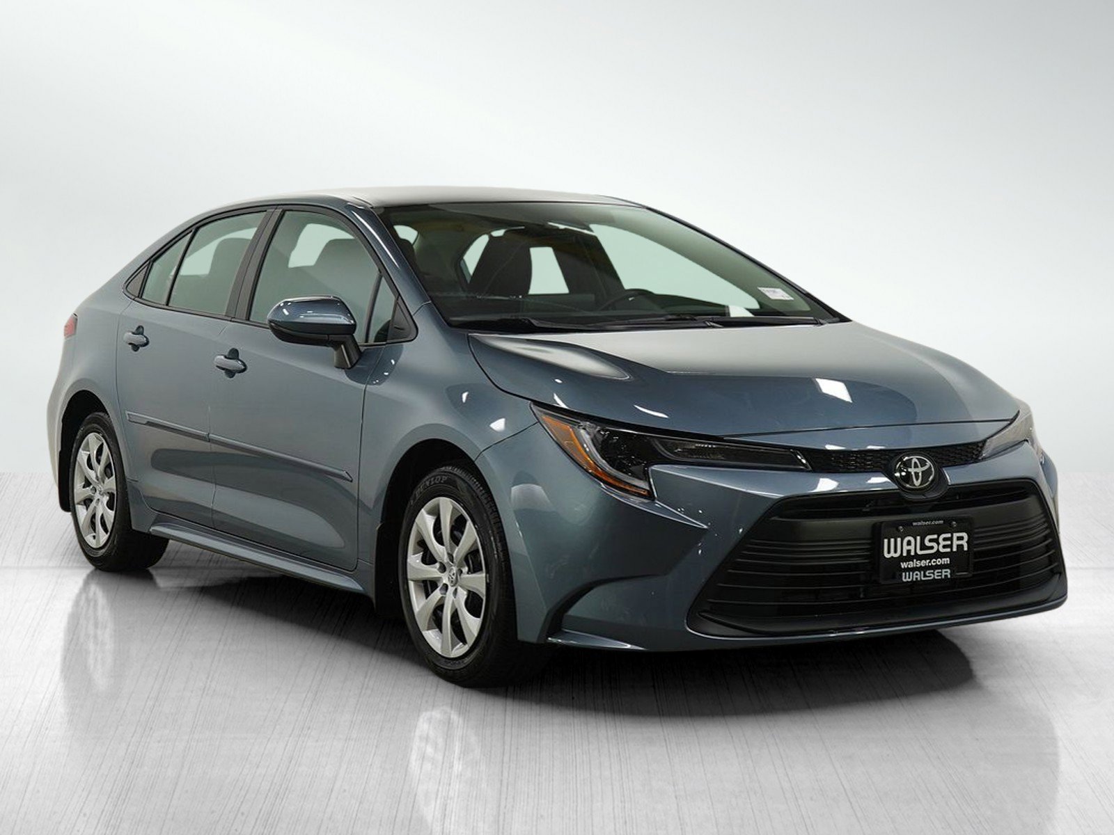 Used 2024 Toyota Corolla LE image 7