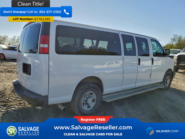 Used 2017 Chevrolet Express 3500 LS image 4