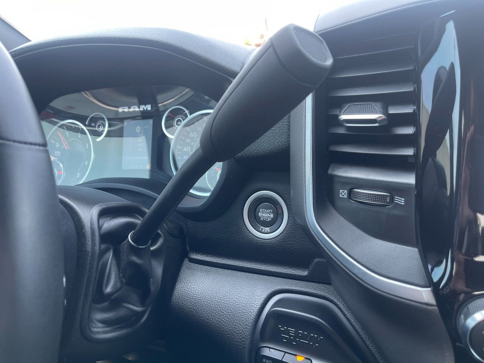 Used 2024 RAM 3500 Big Horn w/ Night Edition image 23