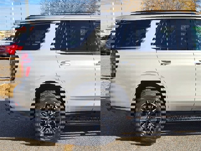 Used 2021 Chevrolet Tahoe Z71 image 5