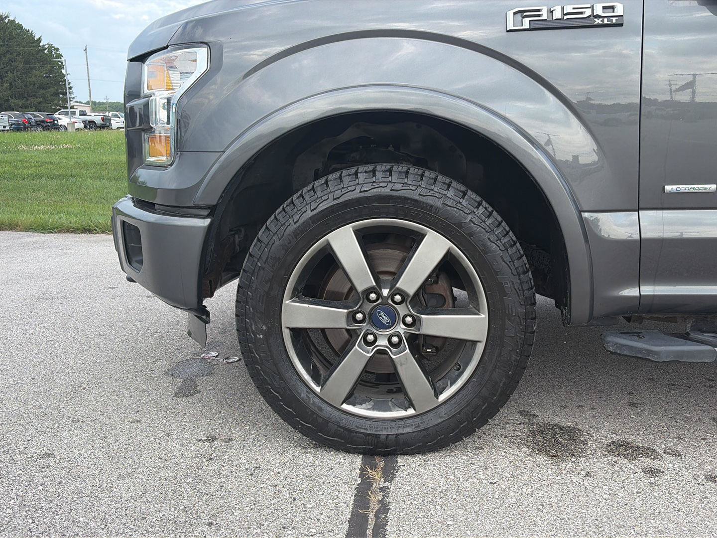 Used 2016 Ford F150 XLT w/ Equipment Group 302A Luxury AWD/4WD image 9