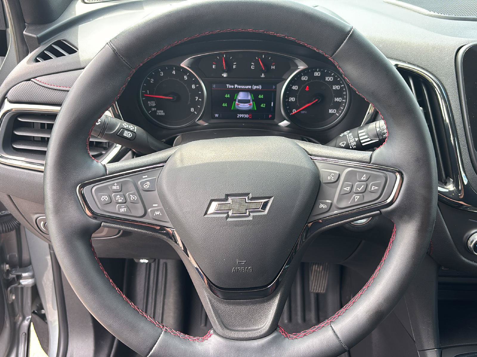 Used 2024 Chevrolet Equinox RS w/ RS Leather Package AWD/4WD image 21
