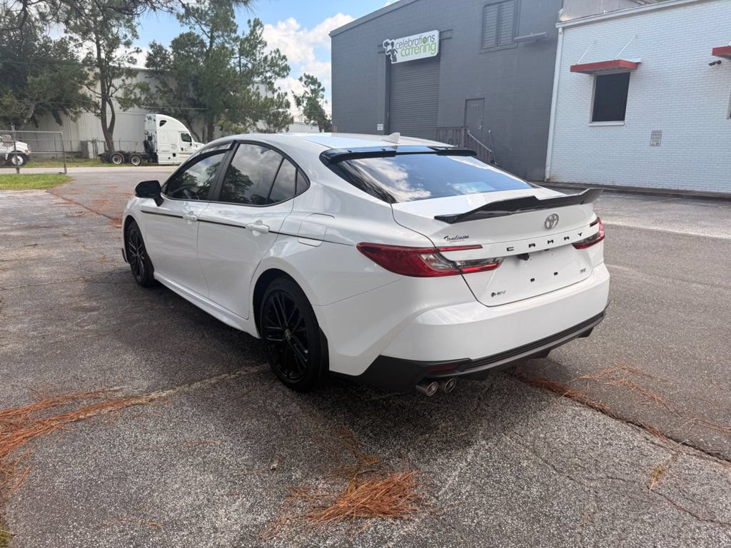 Used 2025 Toyota Camry SE FWD image 16
