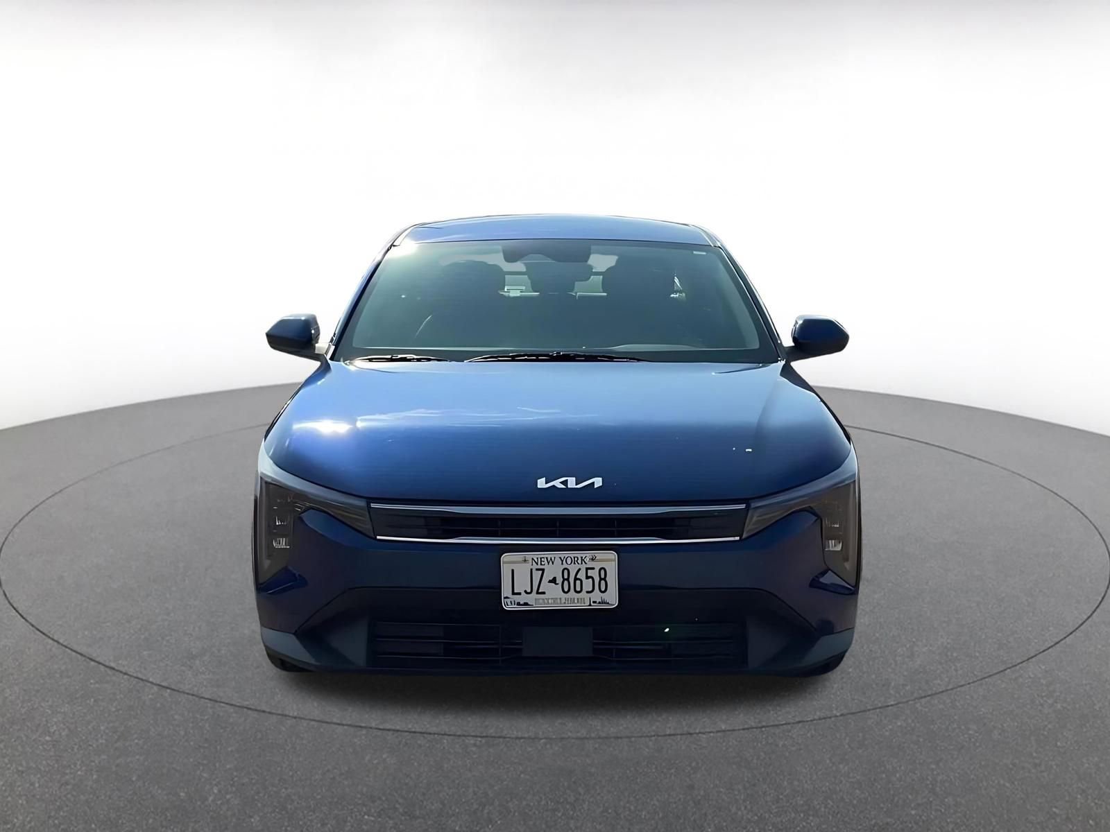 Used 2025 Kia K4 LXS image 4