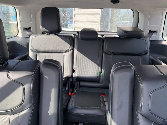 New 2026 Ford Expedition Platinum w/ Driver's Package image 23