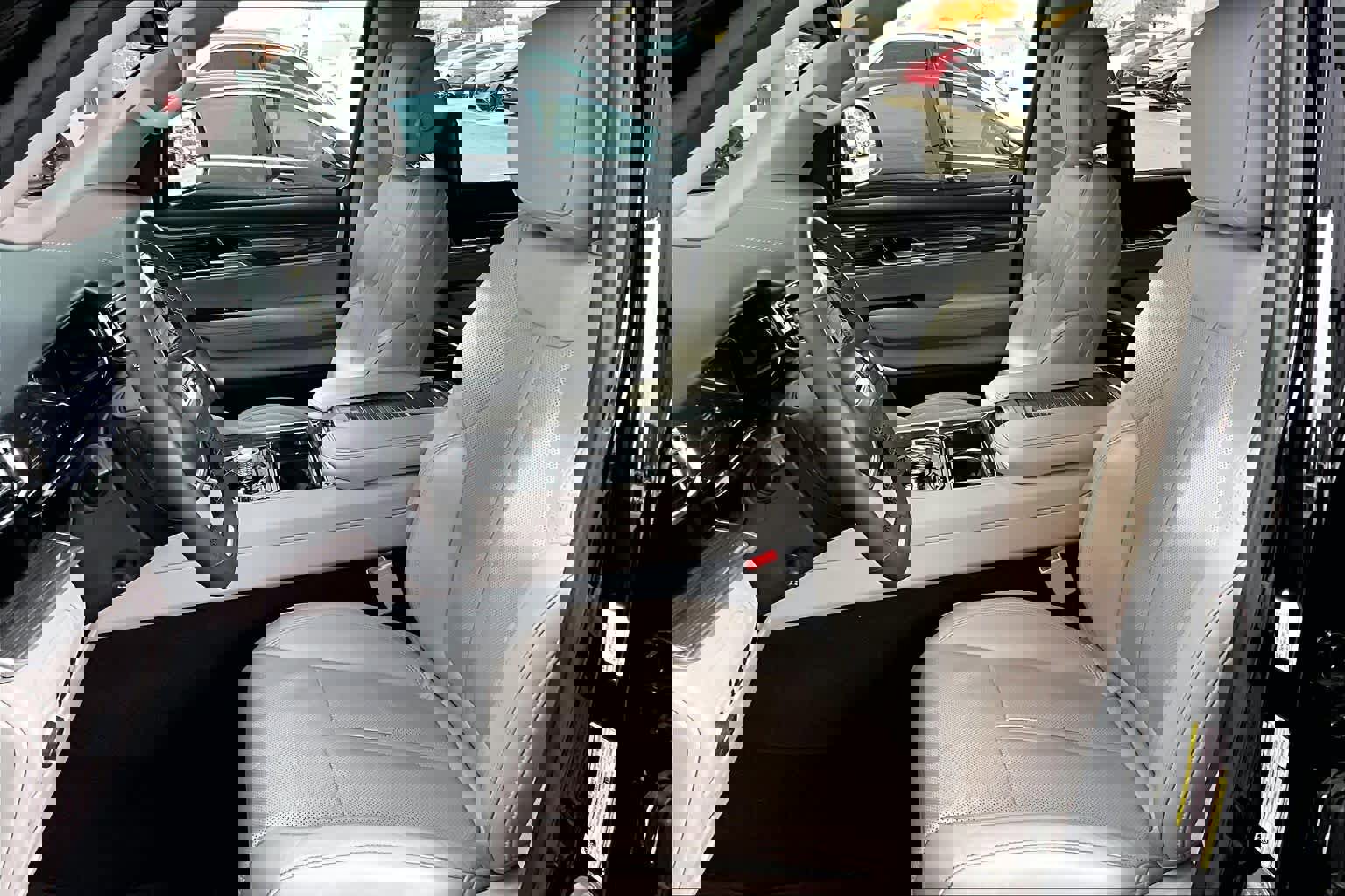 Used 2022 Jeep Wagoneer Series III w/ Premium Group I image 7