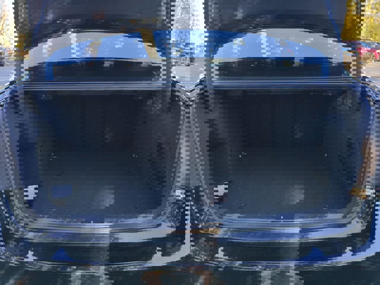 Used 2018 BMW 330e w/ Premium Package image 36