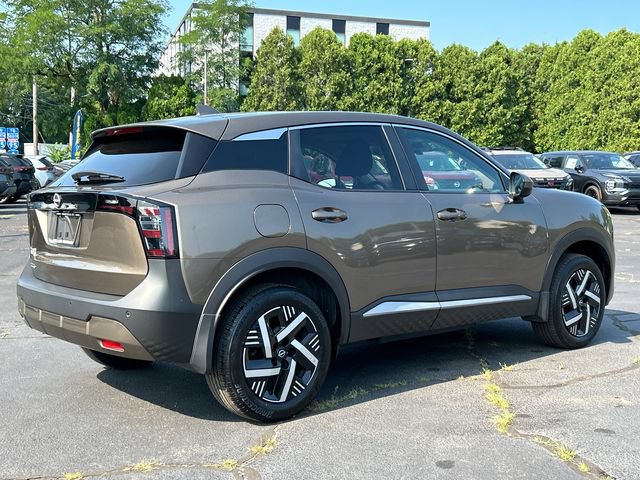 Certified 2025 Nissan Kicks SV FWD image 2