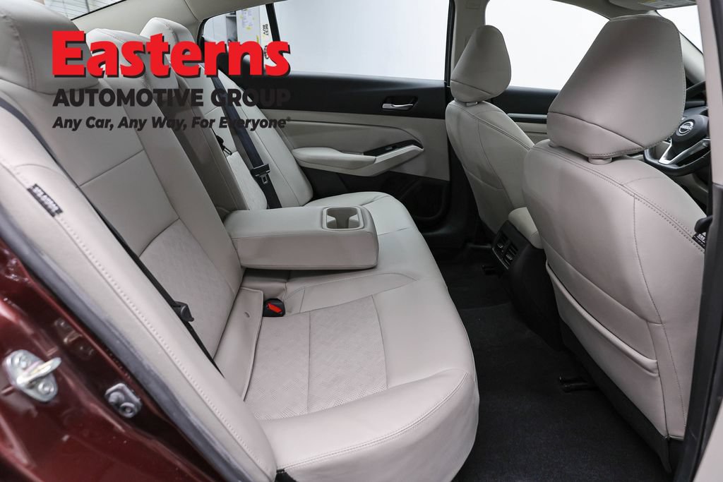 Used 2024 Nissan Altima 2.5 SL AWD/4WD image 23