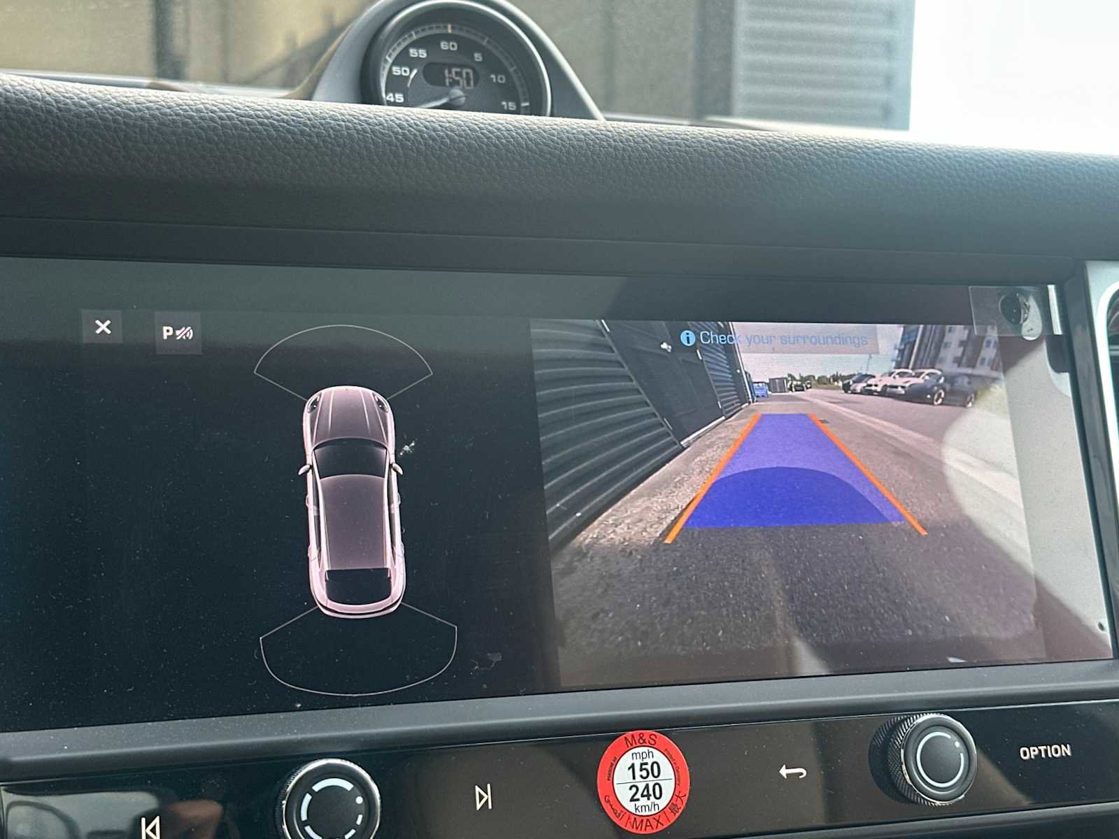 Certified 2025 Porsche Macan S image 20