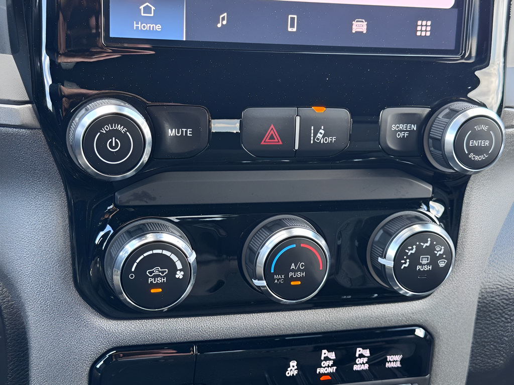 Used 2025 RAM 1500 Tradesman AWD/4WD image 30