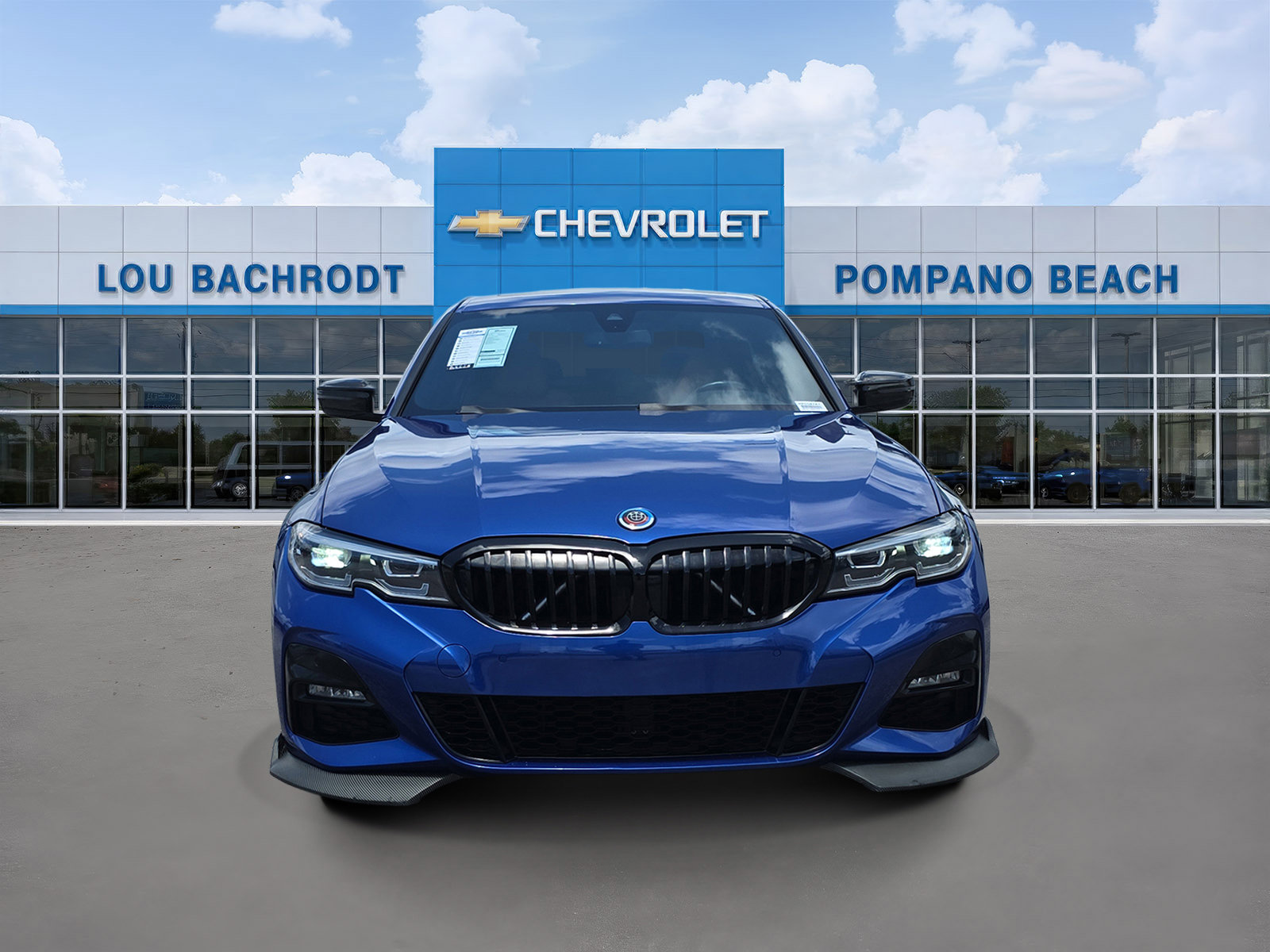 Used 2021 BMW 330i Sedan w/ M Sport Package RWD image 2