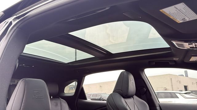 Used 2024 Lexus RX 500h F Sport w/ Convenience Package image 17