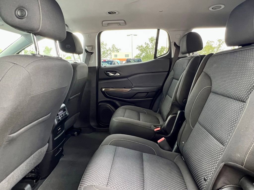 Used 2022 GMC Acadia SLE image 20