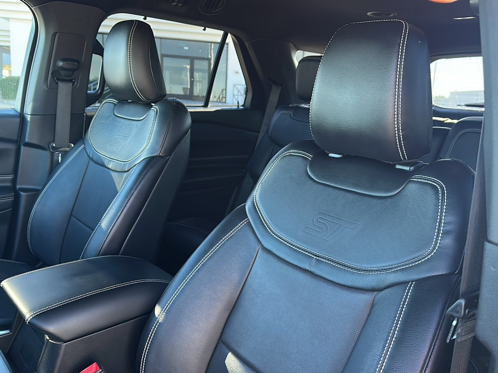 Used 2020 Ford Explorer ST w/ Premium Technology Package image 14