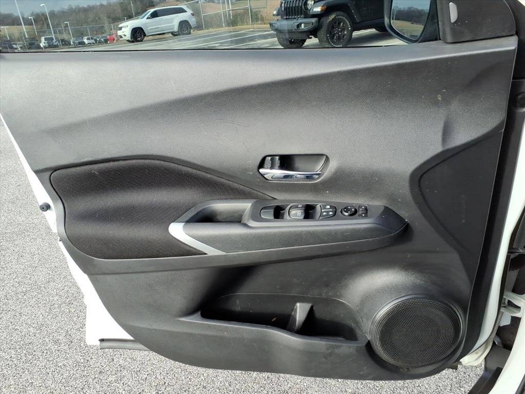 Used 2023 Nissan Kicks SV image 23