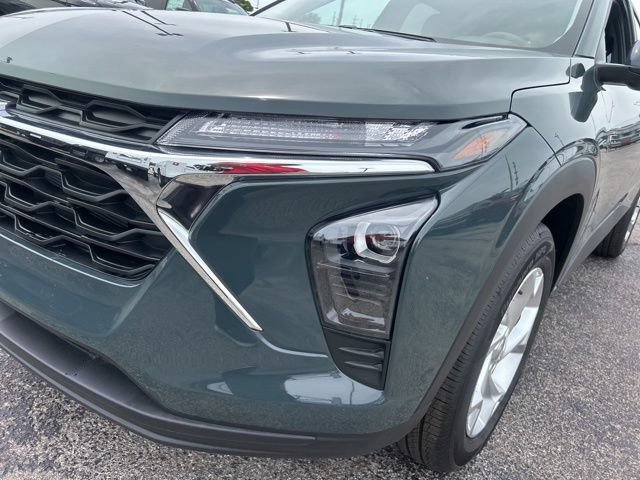 New 2026 Chevrolet Trax LS w/ LS Convenience Package FWD image 9