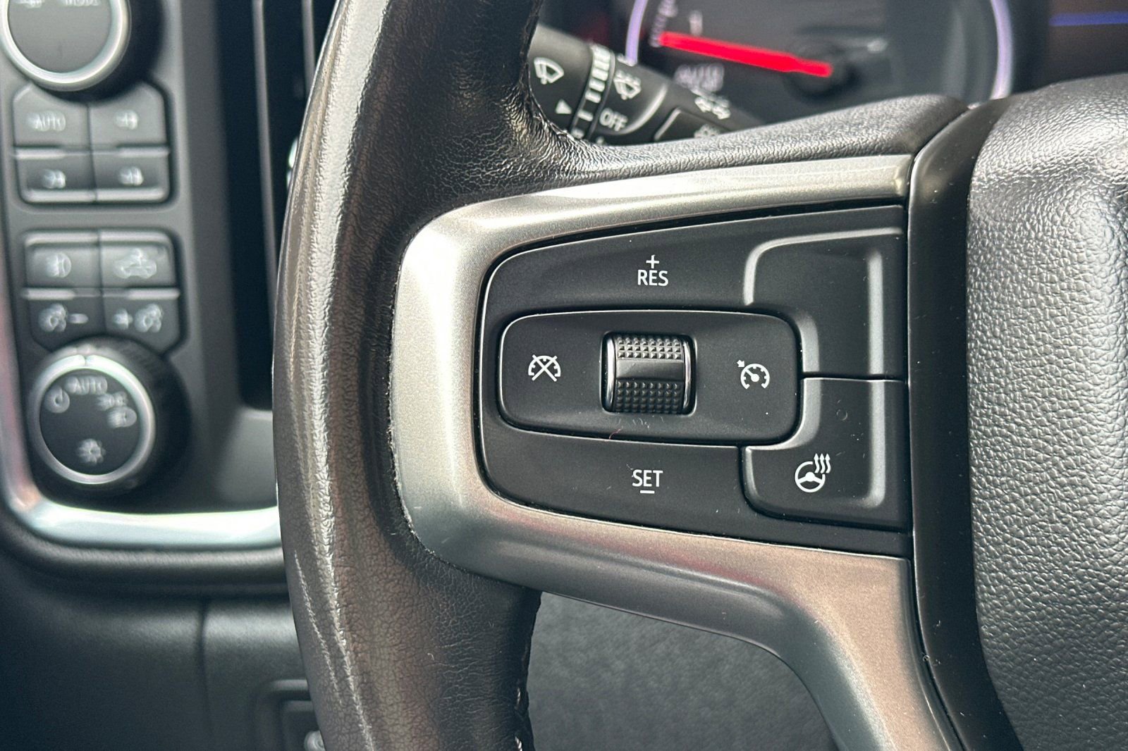 Certified 2021 Chevrolet Silverado 1500 RST w/ Convenience Package II image 31