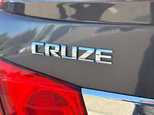 Used 2014 Chevrolet Cruze LT w/ RS Package FWD image 13