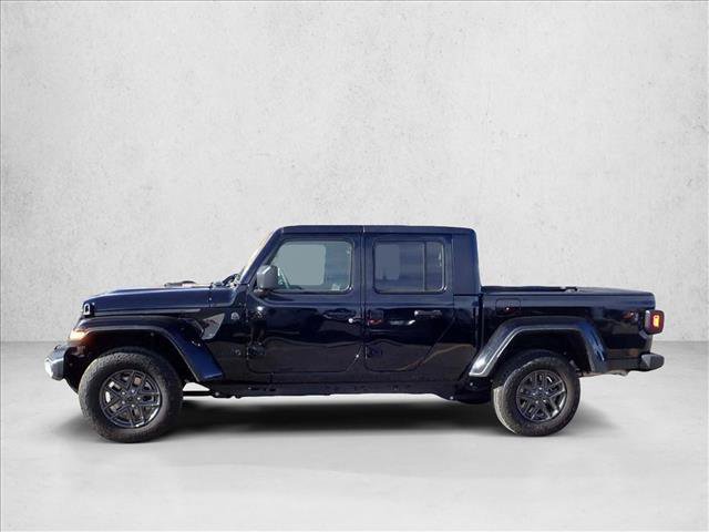 New 2025 Jeep Gladiator Sport AWD/4WD image 2