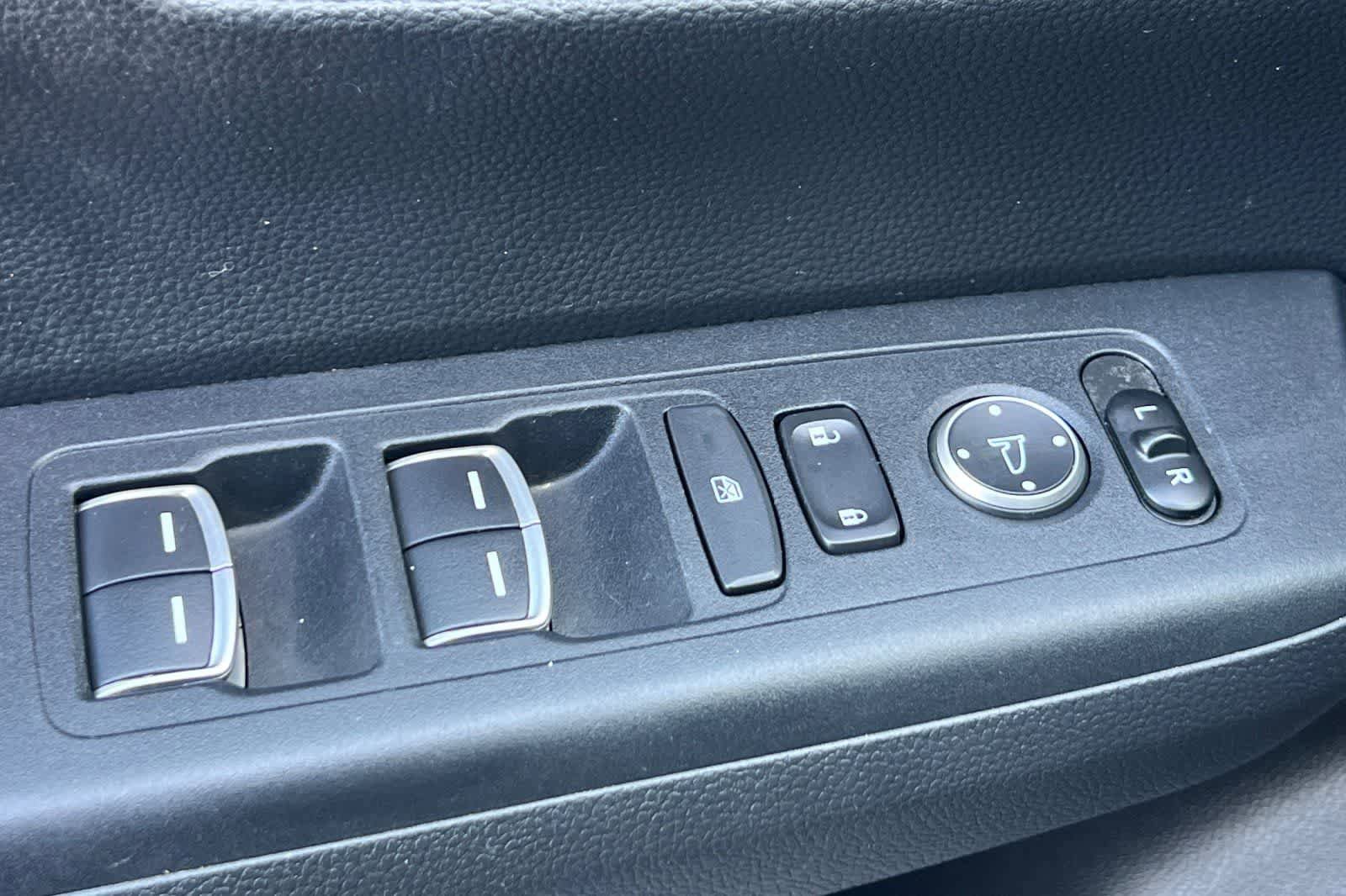Used 2023 Honda CR-V EX-L image 14
