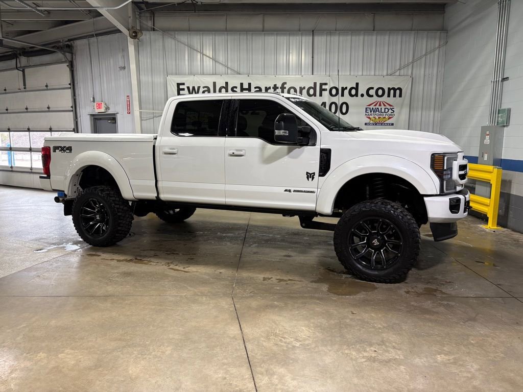 Used 2022 Ford F250 Lariat w/ Black Appearance Package image 8