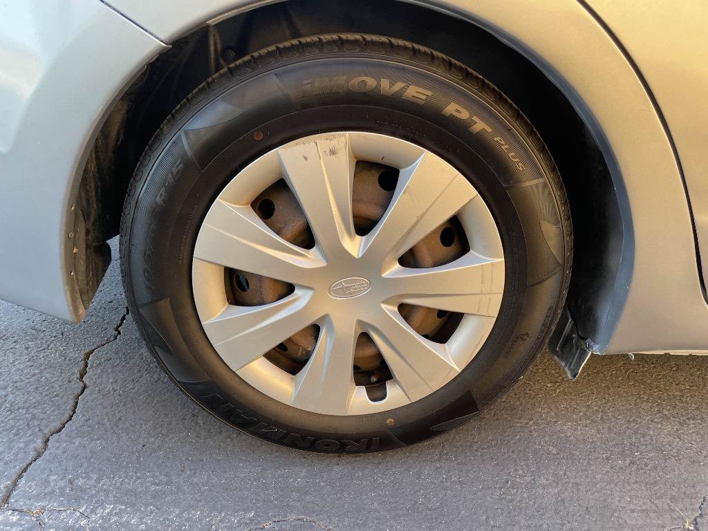 Used 2014 Subaru Impreza 2.0i AWD/4WD image 27