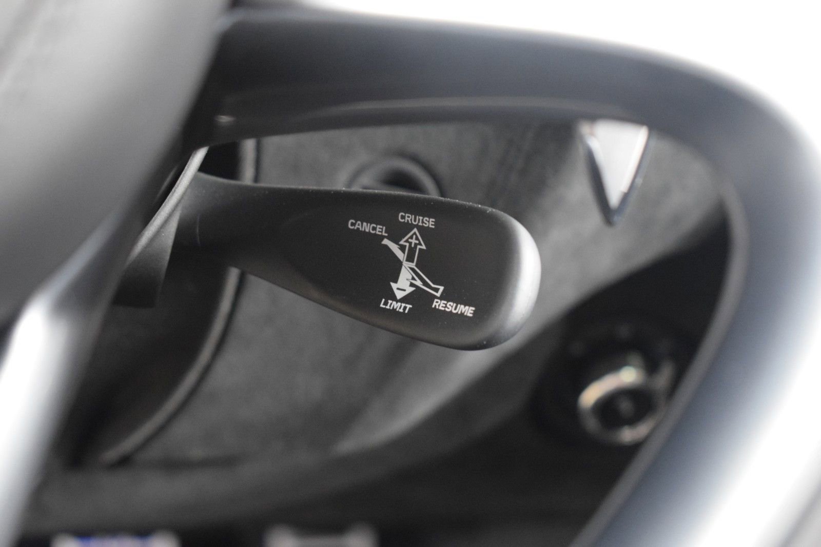 New 2026 McLaren 750S RWD image 25