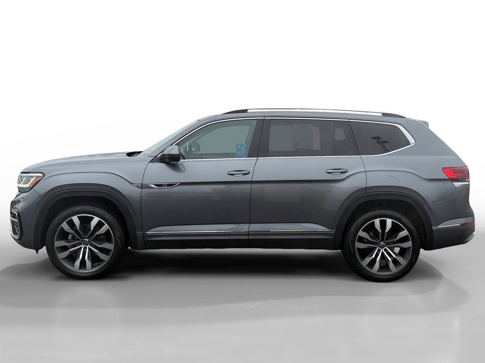 Used 2023 Volkswagen Atlas SEL Premium image 2
