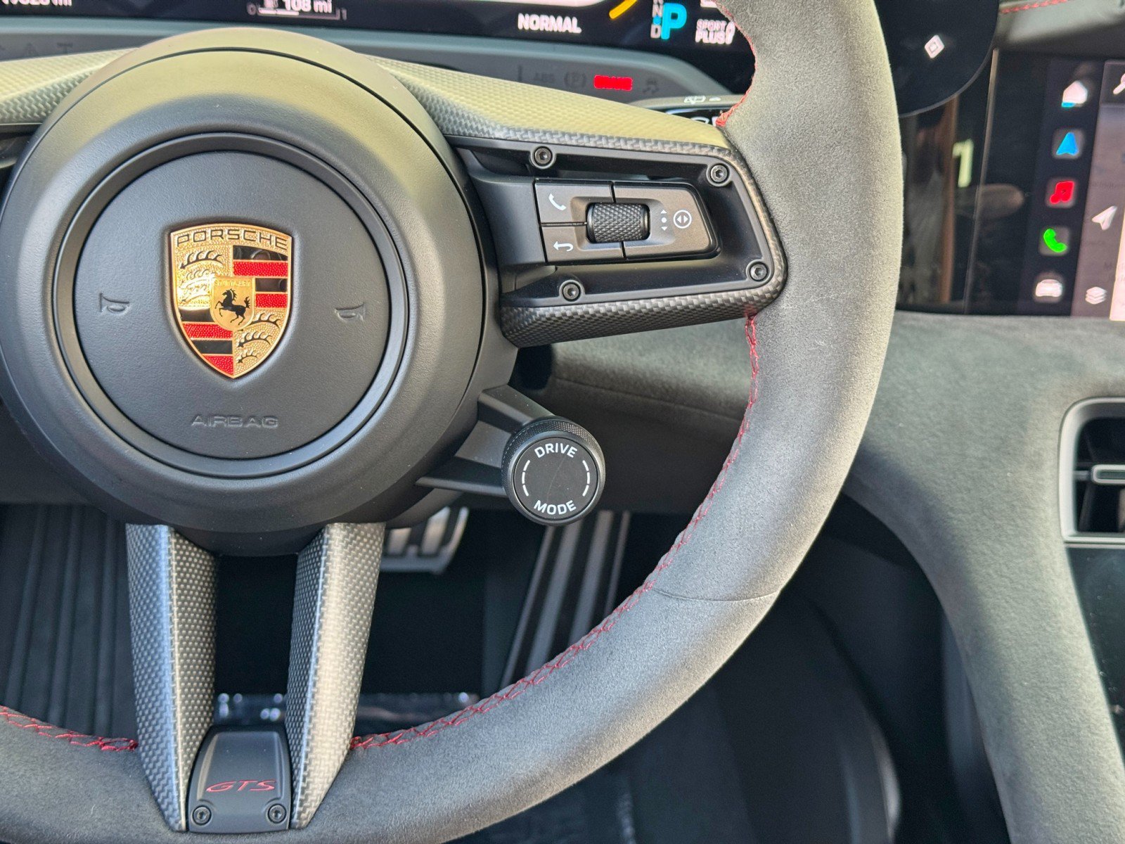 Used 2024 Porsche Taycan GTS AWD/4WD image 24