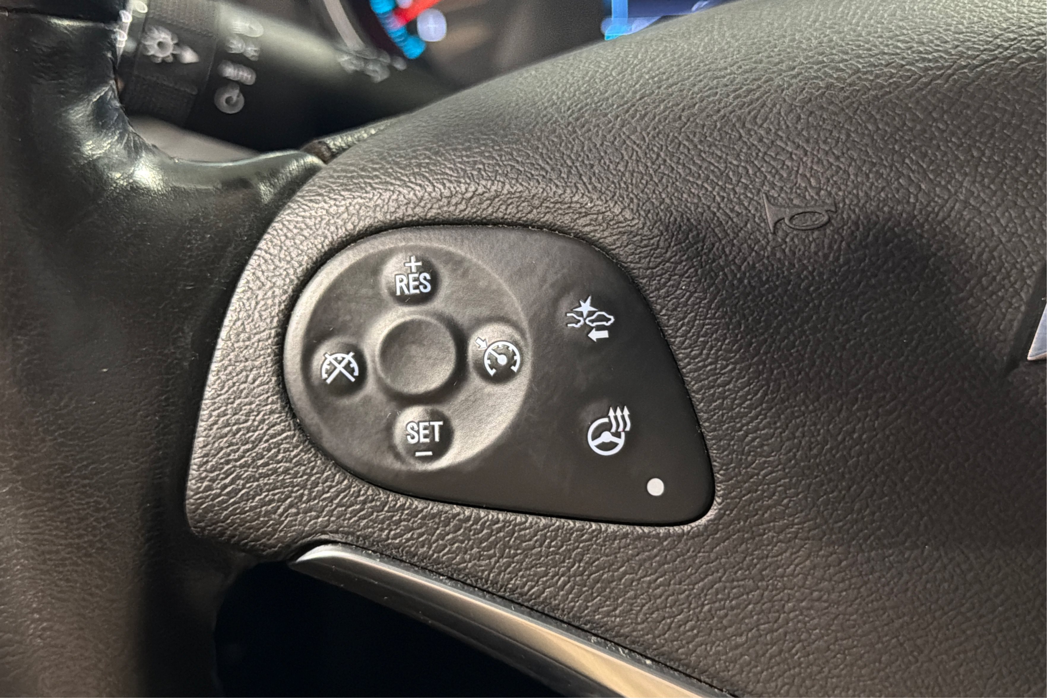 Used 2017 Chevrolet Impala Premier w/ Enhanced Convenience Package FWD image 24