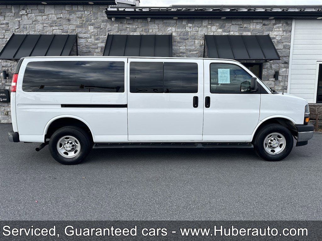 Used 2023 Chevrolet Express 3500 LT w/ LT Preferred Equipment Group RWD image 9