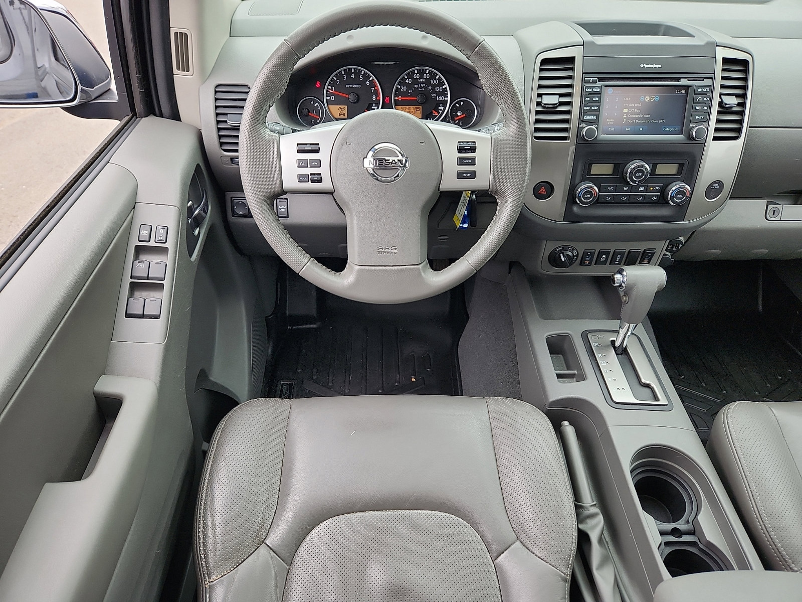 Used 2019 Nissan Frontier SL image 11