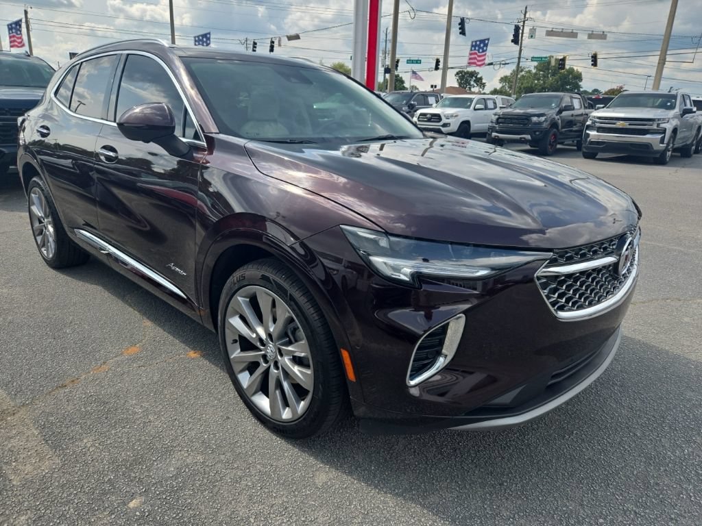 Used 2022 Buick Envision Avenir w/ Technology Package II AWD/4WD image 7