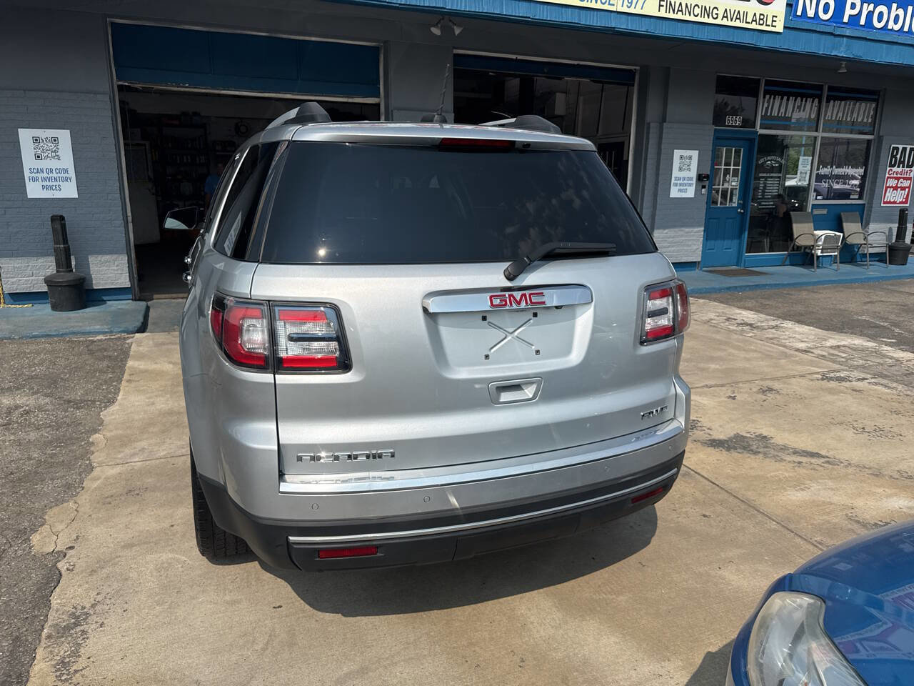 Used 2016 GMC Acadia SLE image 3