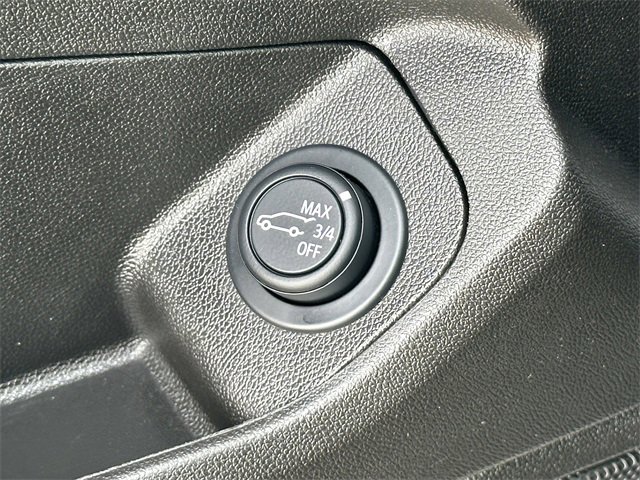 Used 2024 GMC Terrain SLT image 20