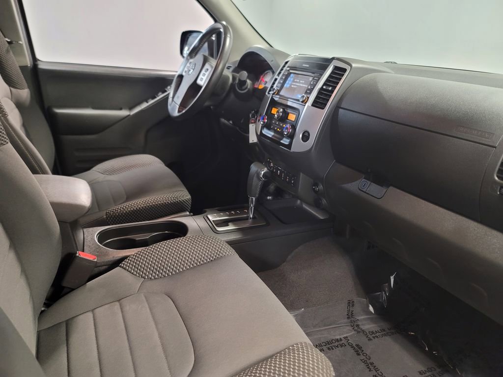 Used 2019 Nissan Frontier PRO-4X image 22