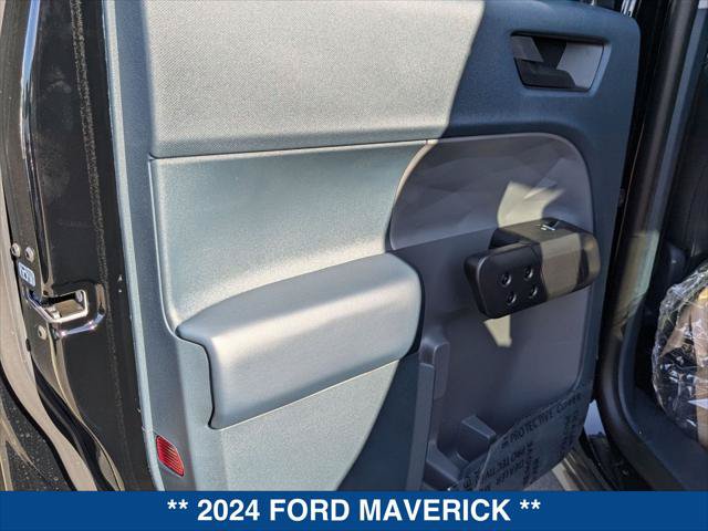 New 2024 Ford Maverick Tremor w/ Tremor Off-Road Package AWD/4WD image 15