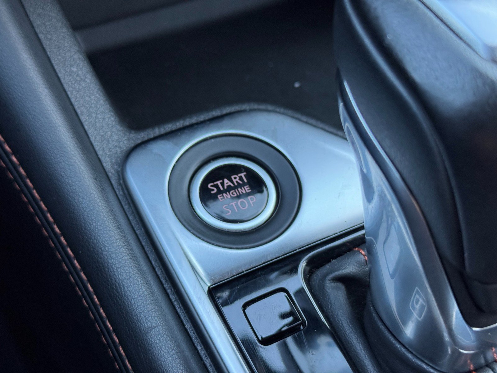 Used 2020 Nissan Sentra SR FWD image 25