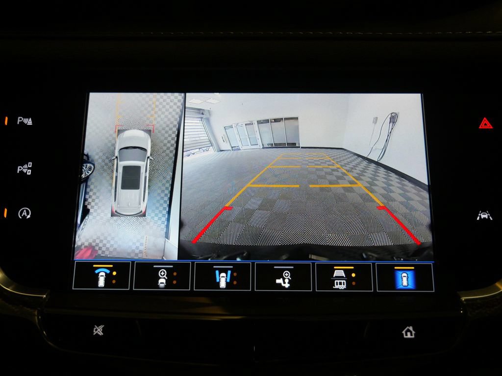 Used 2023 Cadillac XT6 Sport w/ LPO, ONYX Package AWD/4WD image 22