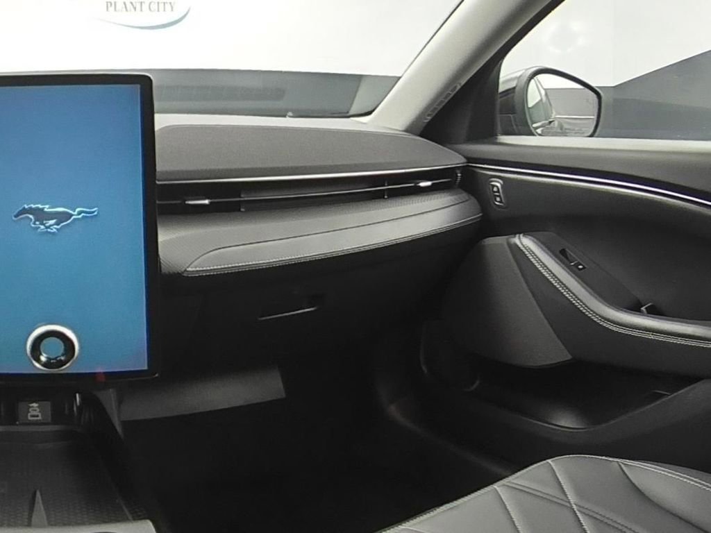 Used 2025 Ford Mustang Mach-E Select RWD image 15