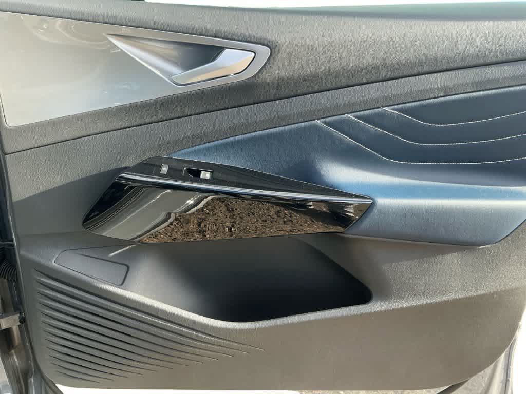 New 2026 Volkswagen ID.4 Pro S AWD/4WD image 16