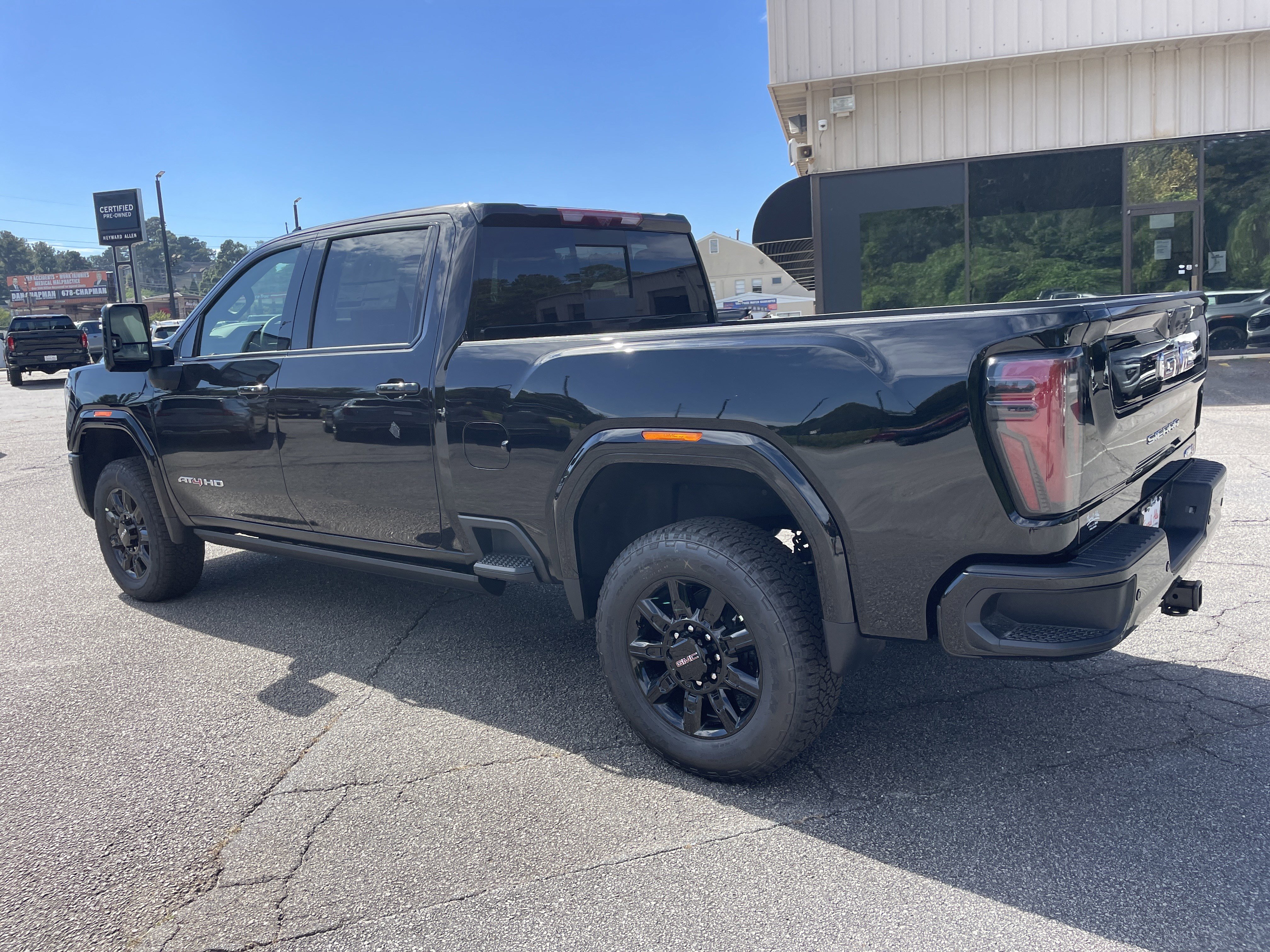 New 2026 GMC Sierra 2500 AT4 w/ AT4 Premium Plus Package image 3
