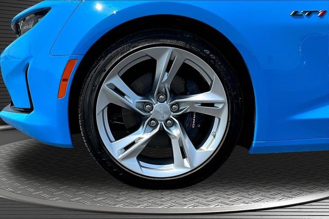 Used 2022 Chevrolet Camaro LT w/ Technology Package RWD image 32